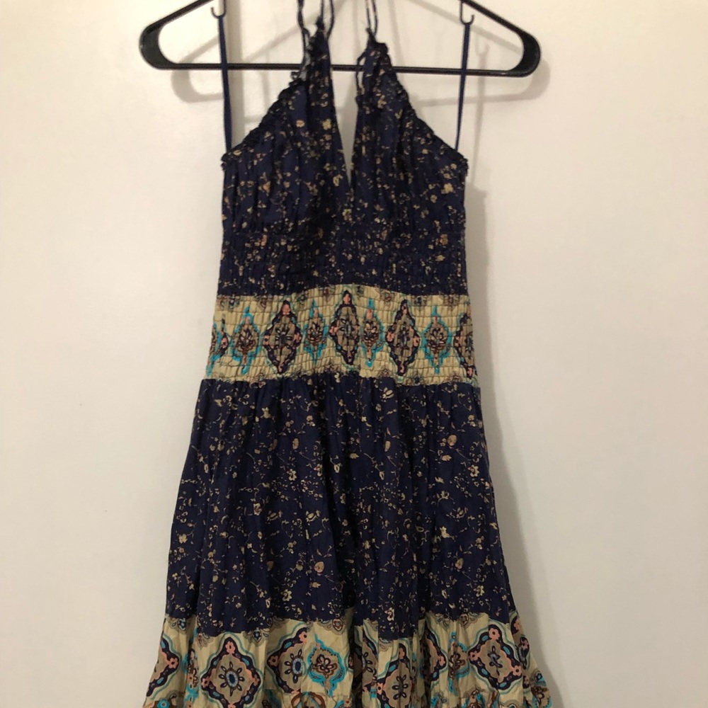 ADORABLE💕🥰 HALTER DRESS~NWOT